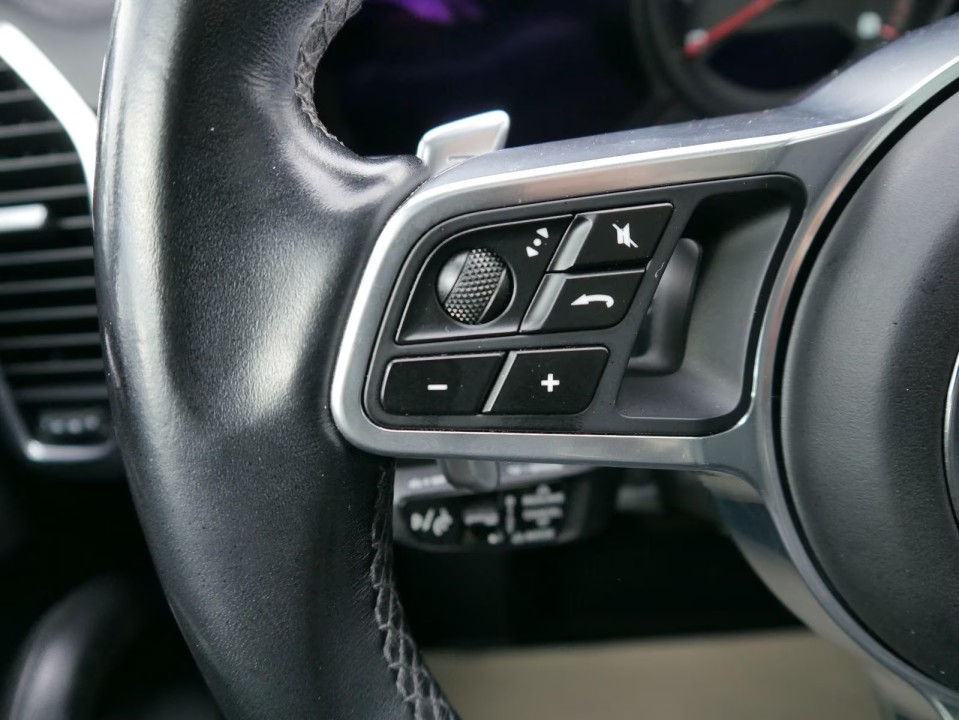 Porsche Cayenne Coupe - foto 8