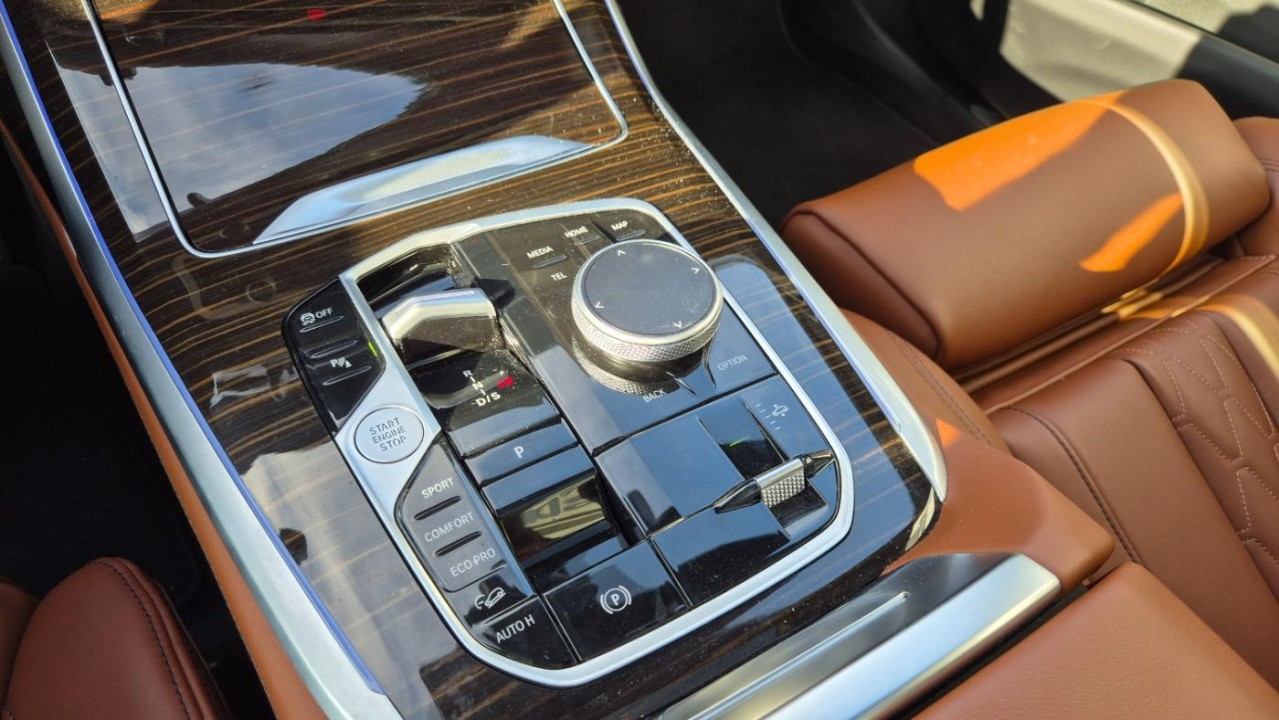 BMW X7 xDrive40d M-Sport - foto 9