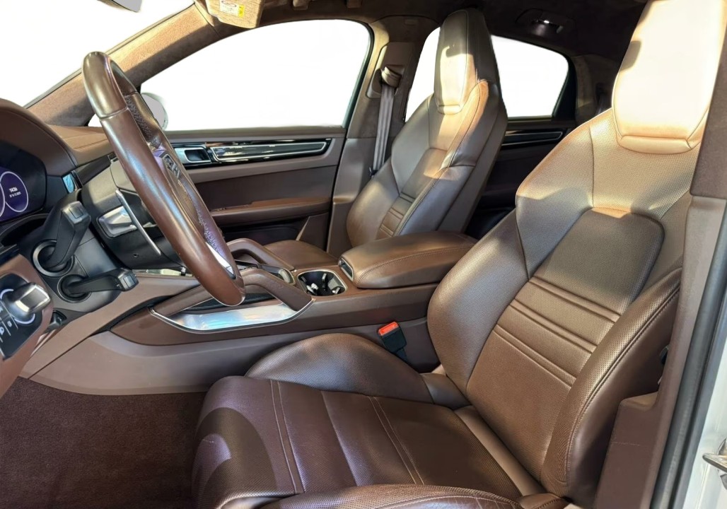 Porsche Cayenne Coupe Turbo - foto 13