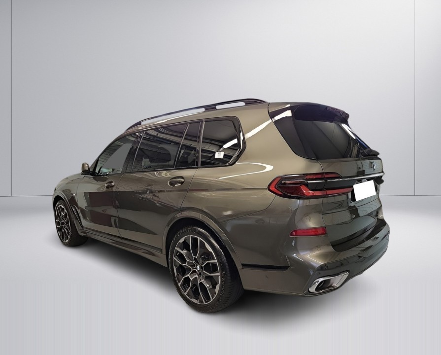BMW X7 xDrive40d M-Sport (3)