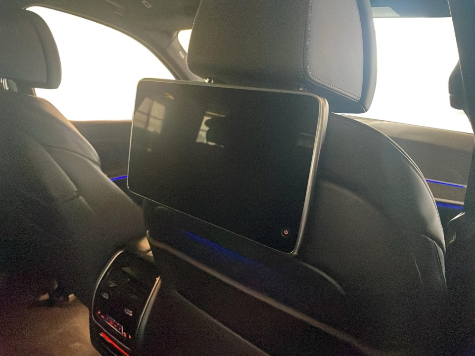 BMW X7 M50i - foto 12