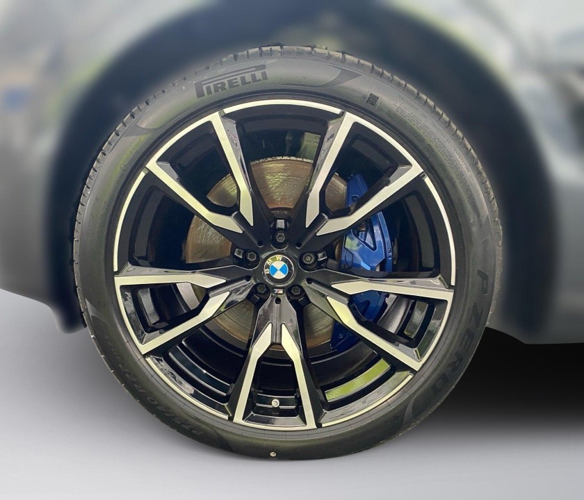 BMW X7 xDrive40d M-Sport - foto 13