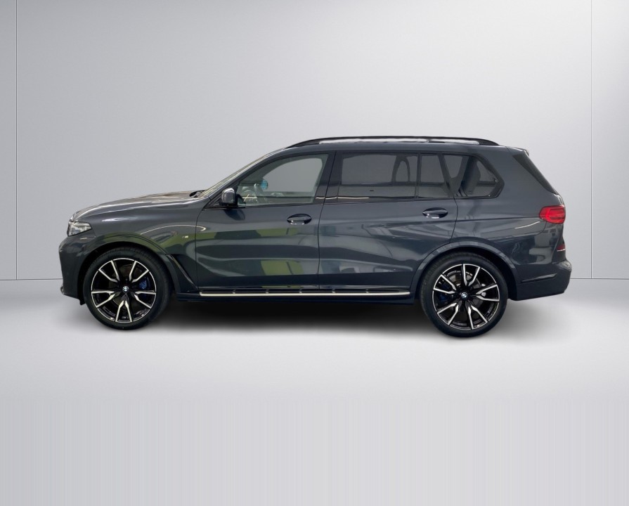 BMW X7 xDrive40d M-Sport (2)