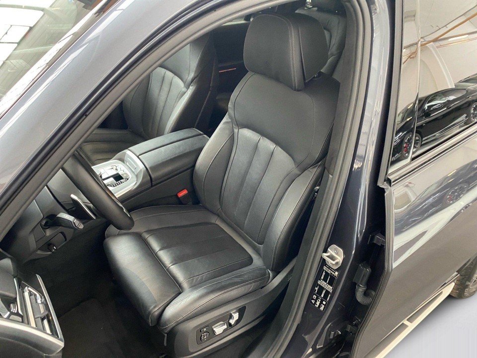 BMW X7 xDrive40d M-Sport (5)