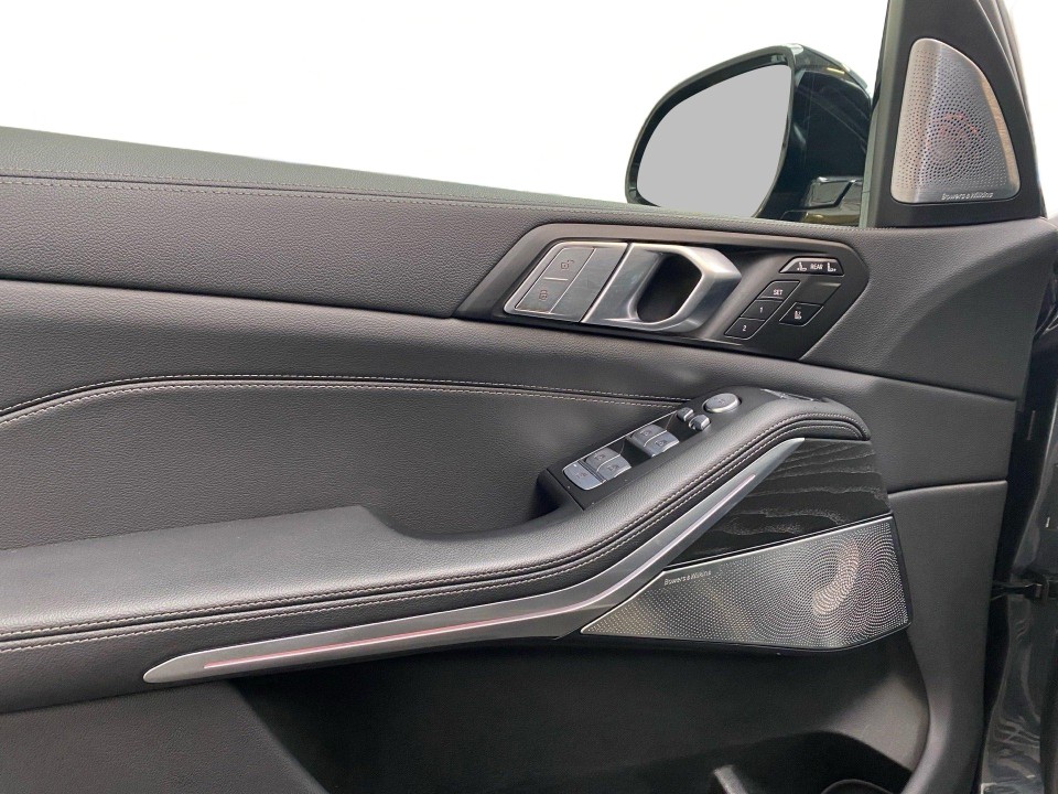 BMW X7 xDrive40d M-Sport - foto 12