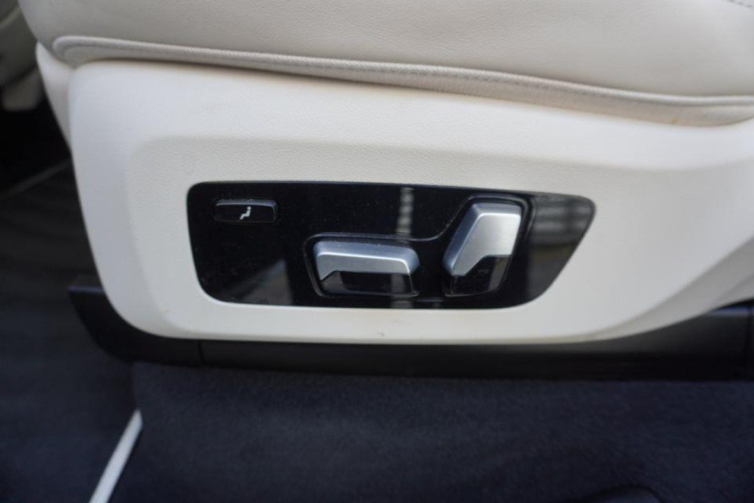 BMW X7 M50i - foto 16