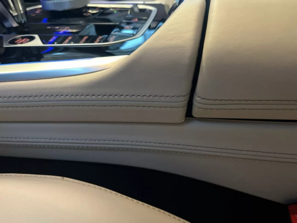 BMW X7 M50i - foto 21