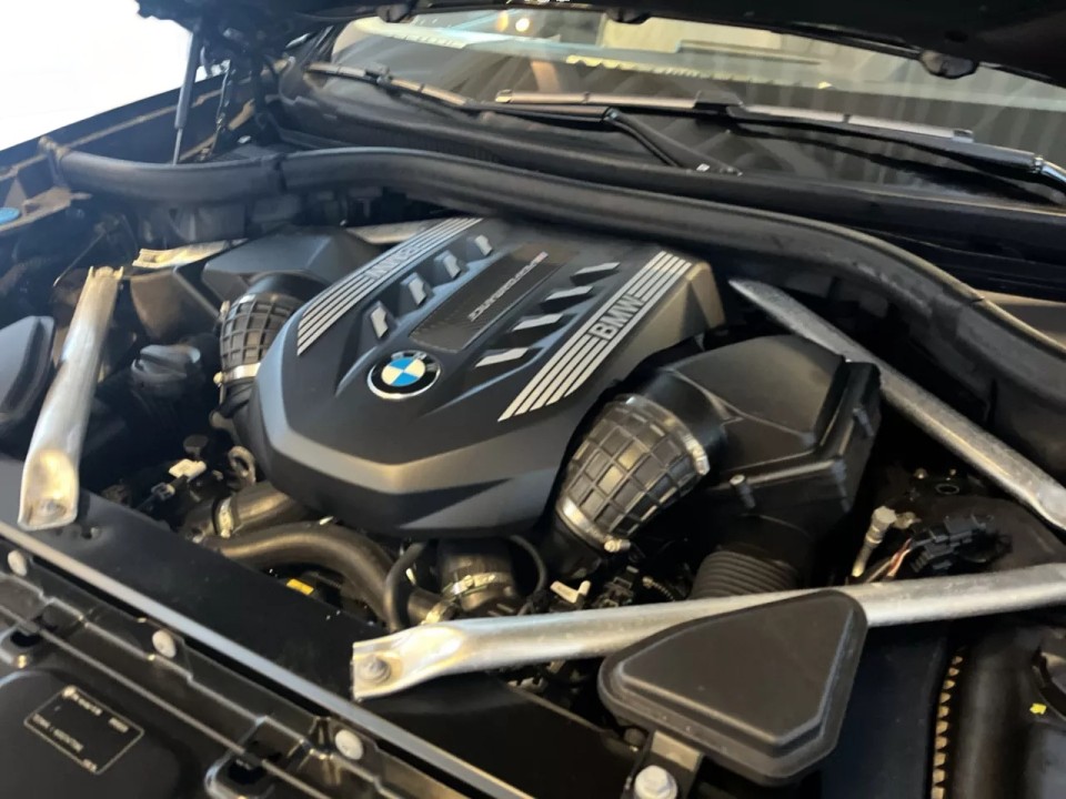 BMW X7 M50i - foto 36