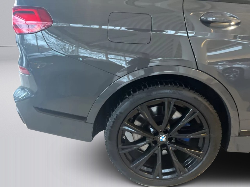 BMW X7 M50i - foto 38