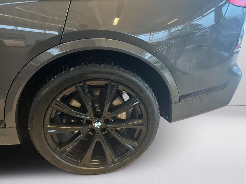 BMW X7 M50i - foto 39