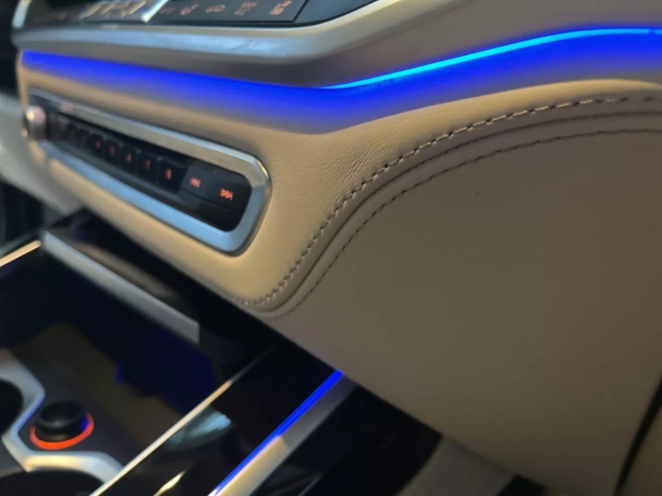 BMW X7 M50i - foto 25