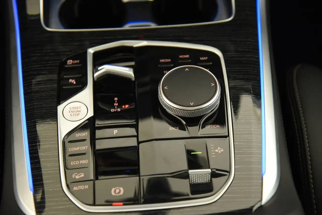 BMW X5 xDrive30d M-Sport - foto 13