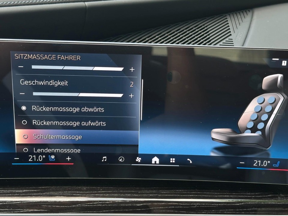 BMW Seria 7 740d xDrive M-Sport - foto 17