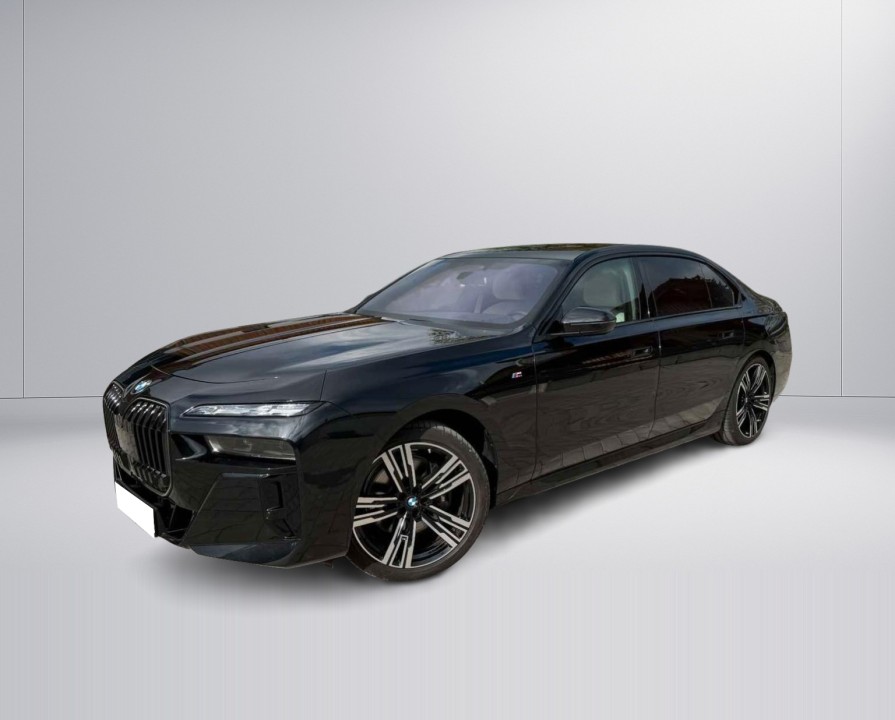 BMW Seria 7 740d xDrive M-Sport (3)