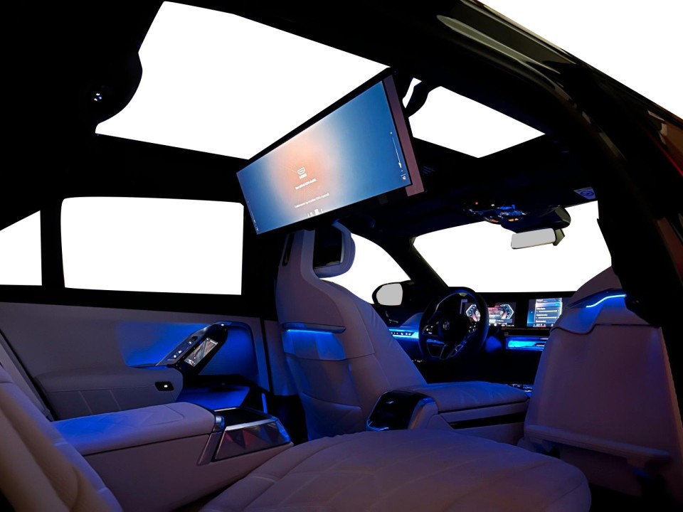 BMW Seria 7 740d xDrive M-Sport - foto 14