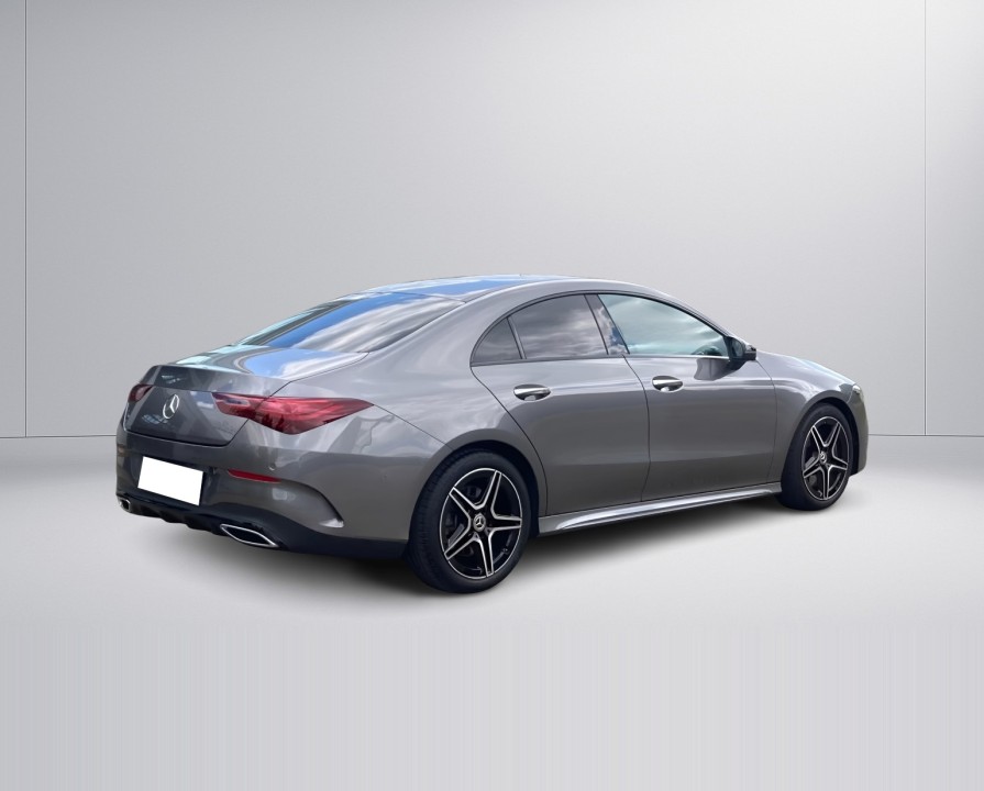 Mercedes-Benz CLA 250 4MATIC AMG Line (3)