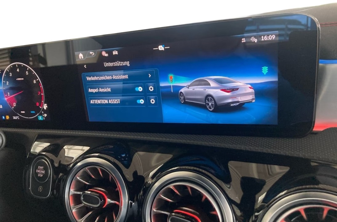 Mercedes-Benz CLA 250 4MATIC AMG Line - foto 14