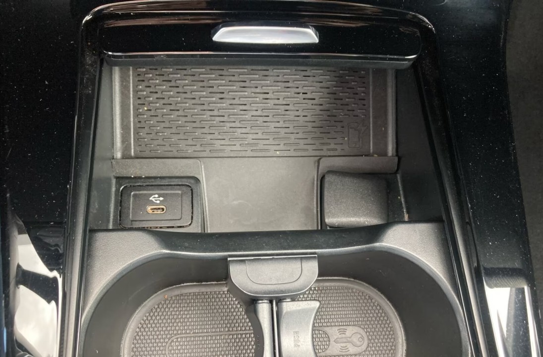 Mercedes-Benz CLA 250 4MATIC AMG Line - foto 20