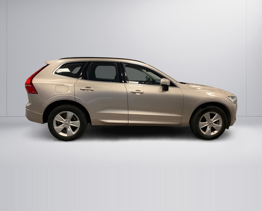 Volvo XC 60 B5 AWD Core (2)