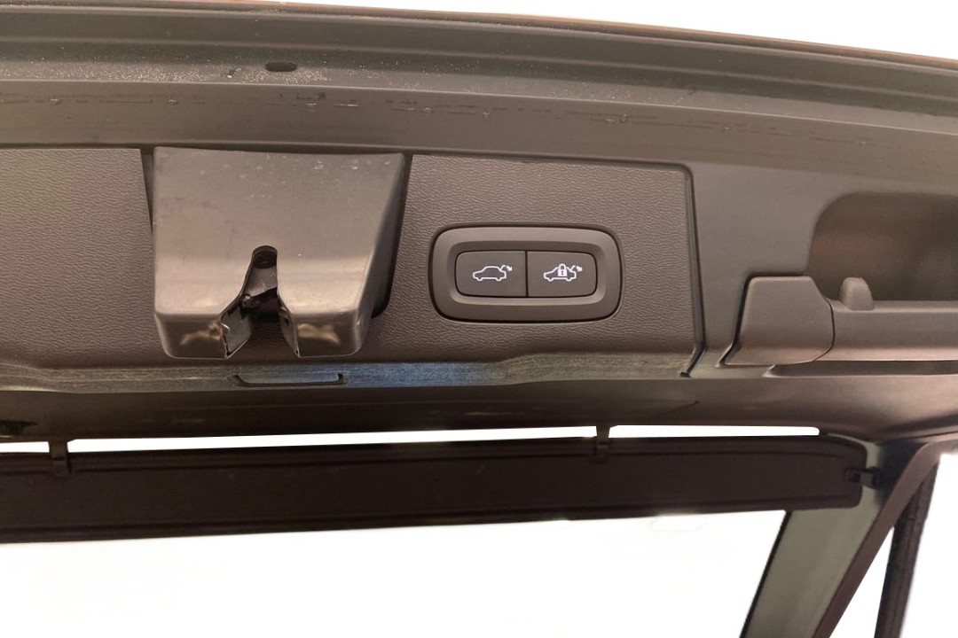 Volvo XC 60 B5 AWD Core - foto 17