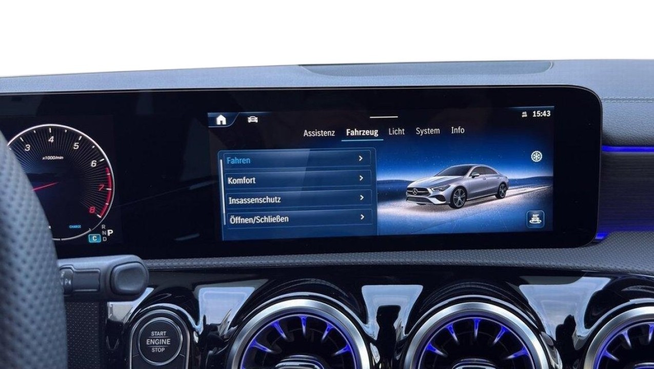 Mercedes-Benz CLA 250 4MATIC AMG Line - foto 21