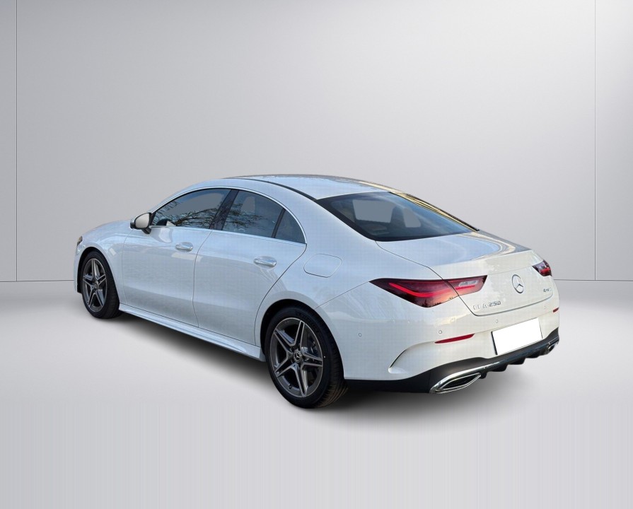 Mercedes-Benz CLA 250 4MATIC AMG Line (5)