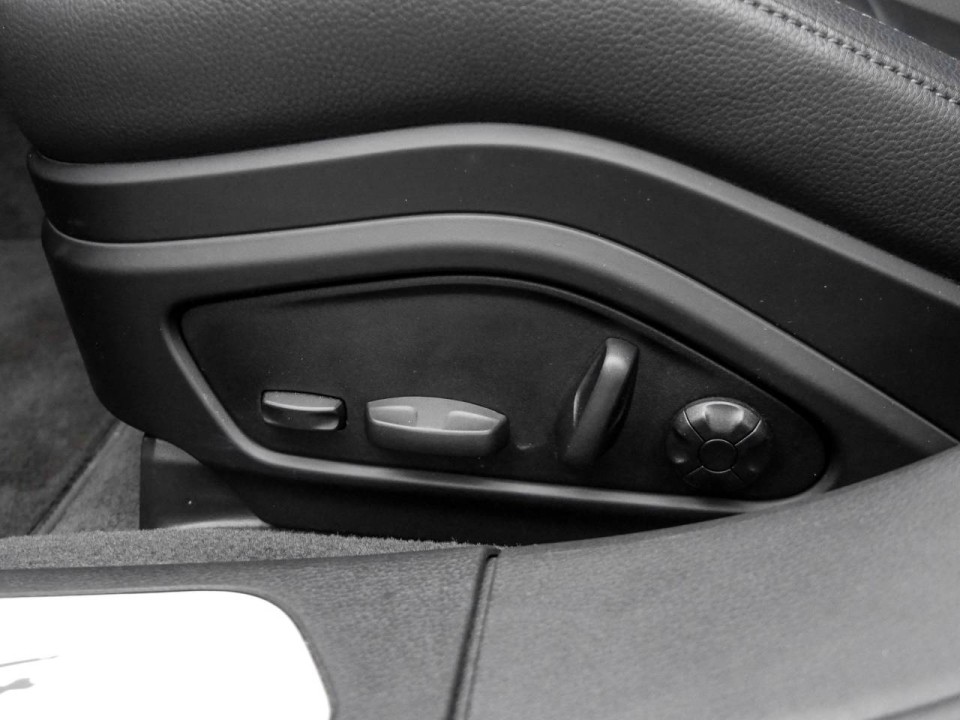 Porsche Panamera 4 E-Hybrid - foto 14