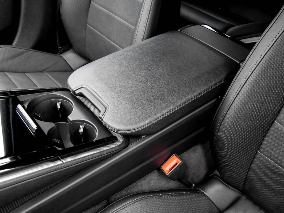 Porsche Panamera 4 E-Hybrid - foto 12