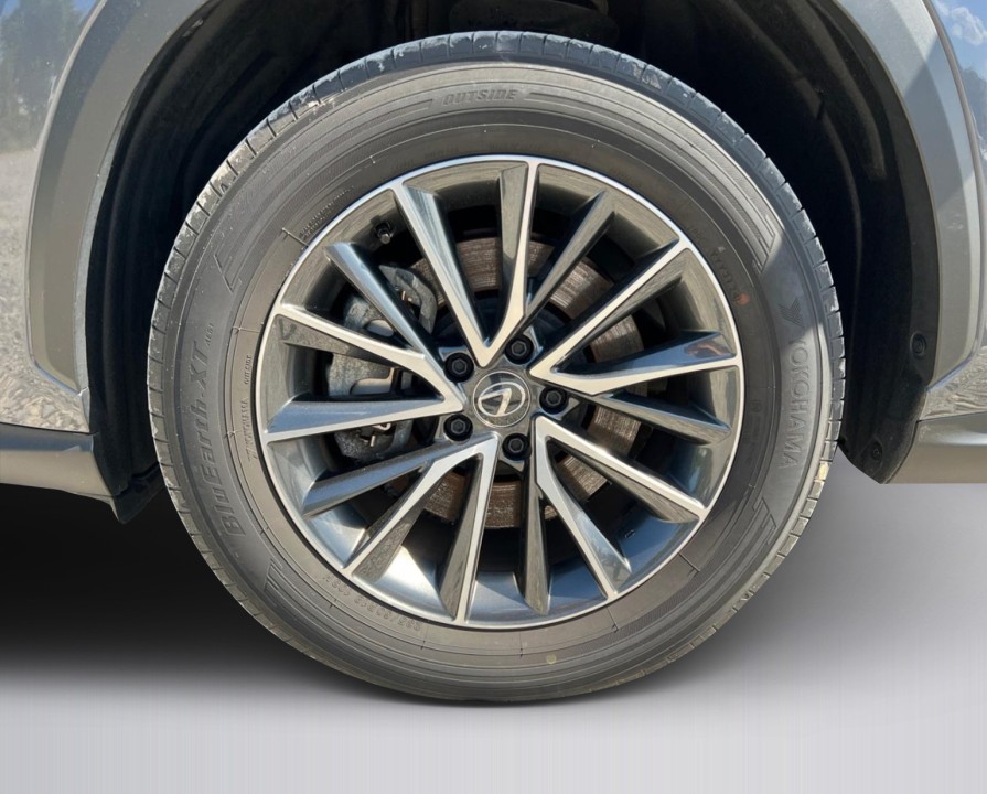 Lexus Seria NX 450h+ AWD Executive Line - foto 22