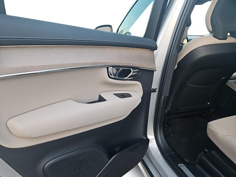 Volvo XC 90 B5 AWD Plus Bright - foto 14