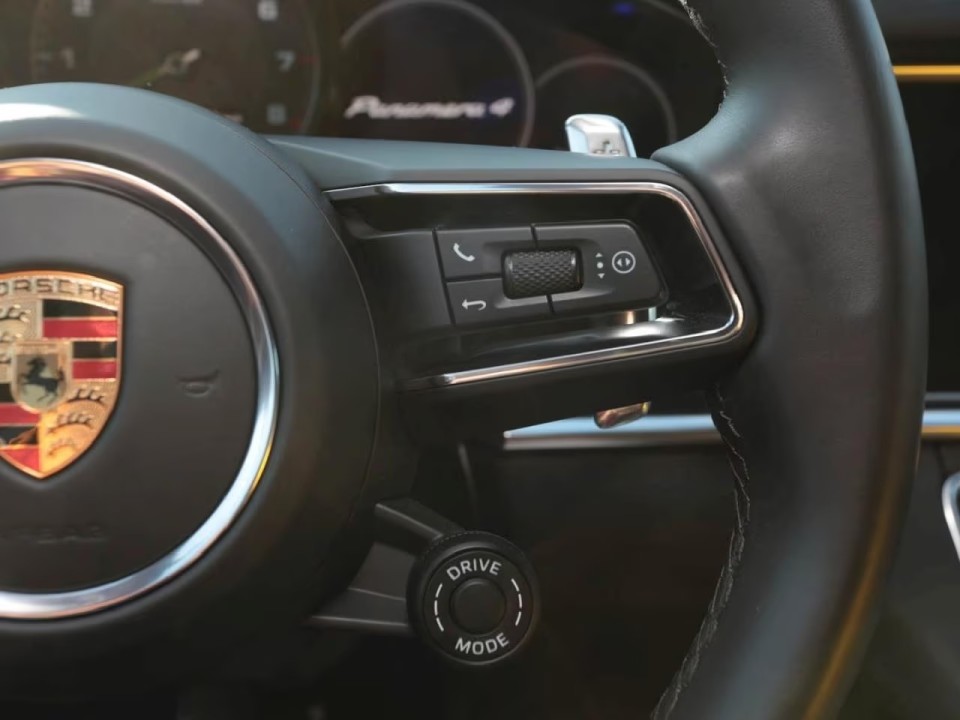 Porsche Panamera 4 E-Hybrid Platinum Edition - foto 10