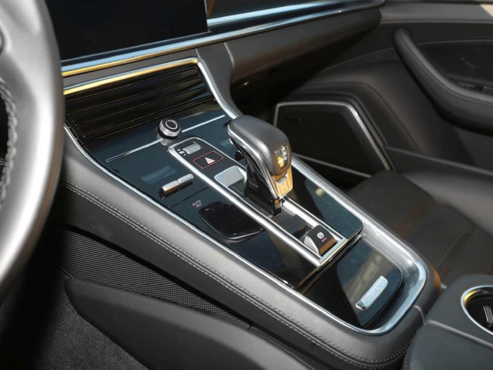 Porsche Panamera 4 E-Hybrid Platinum Edition - foto 11