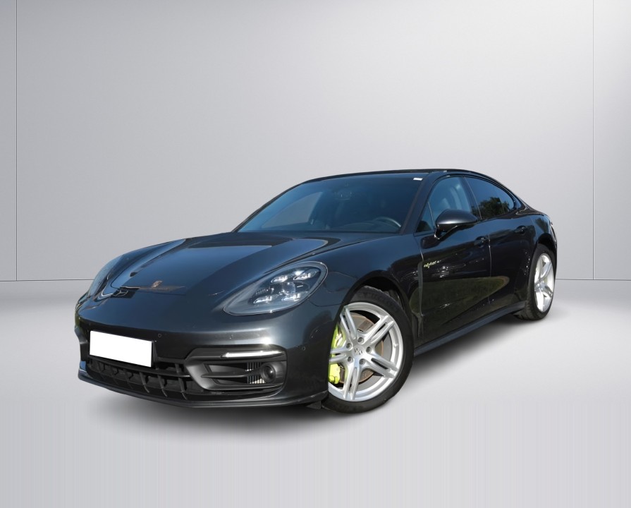 Porsche Panamera 4 E-Hybrid Platinum Edition