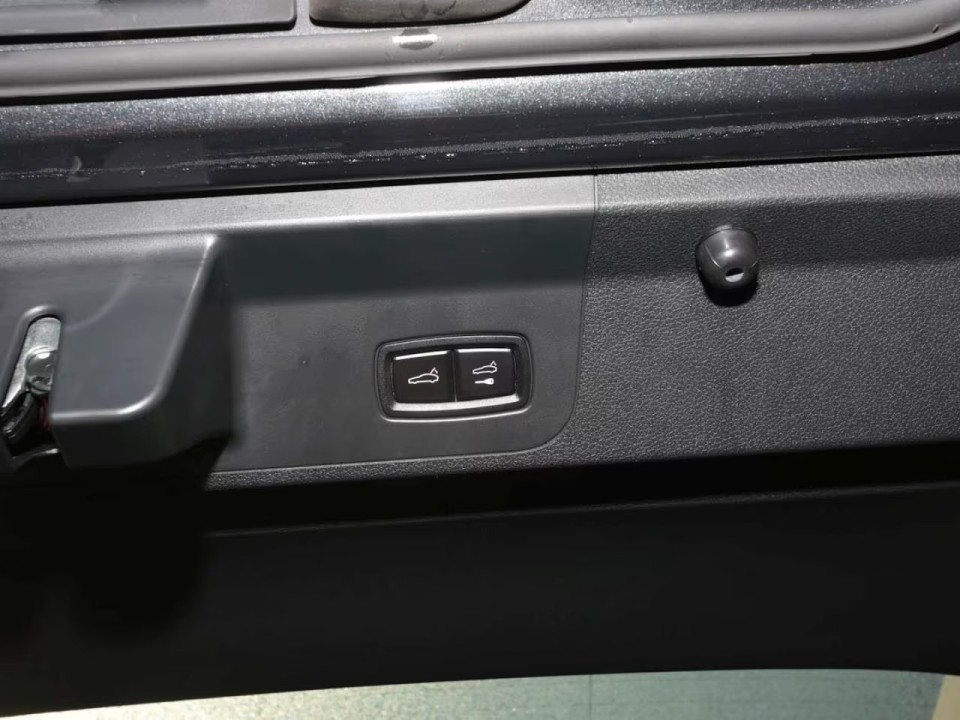 Porsche Panamera 4 E-Hybrid Platinum Edition - foto 17