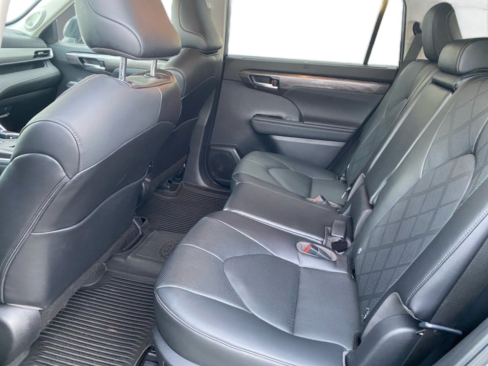Toyota Highlander - foto 12