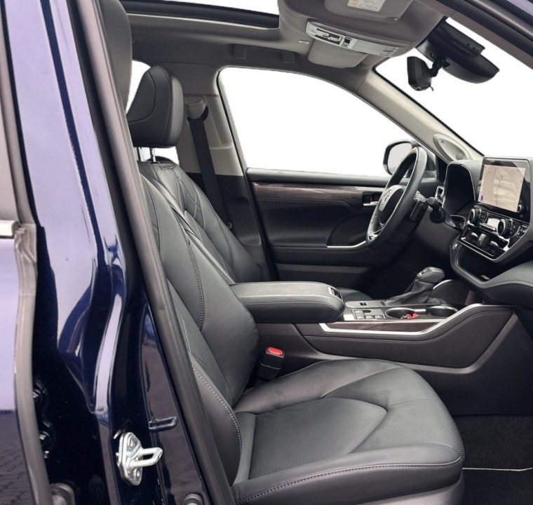 Toyota Highlander Luxury - foto 10