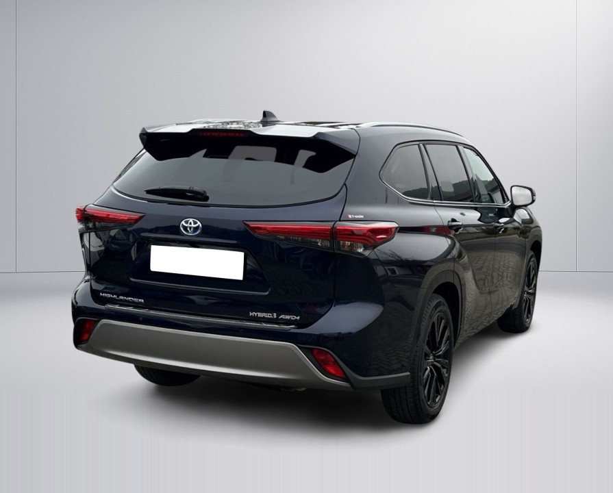 Toyota Highlander Luxury (3)