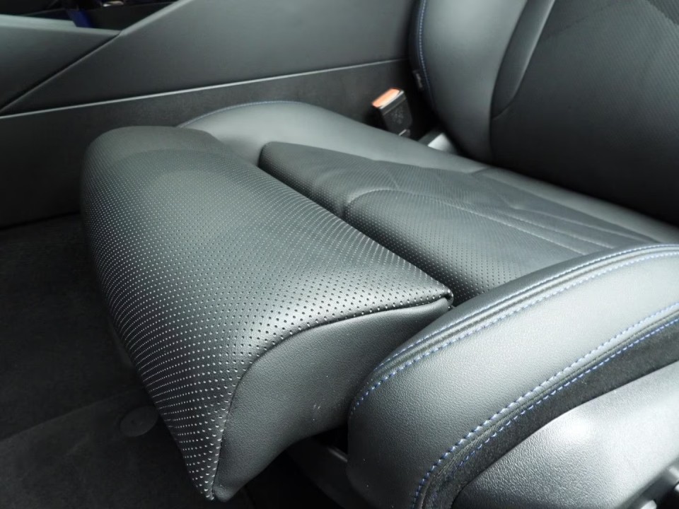 BMW Seria 5 530e M-Sport - foto 31