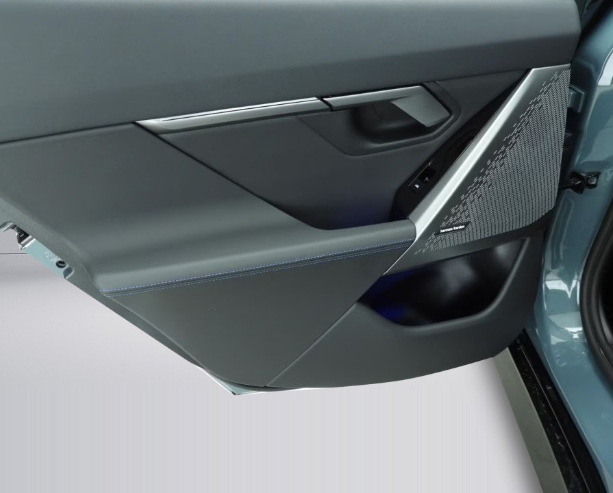 BMW Seria 5 530e M-Sport - foto 33