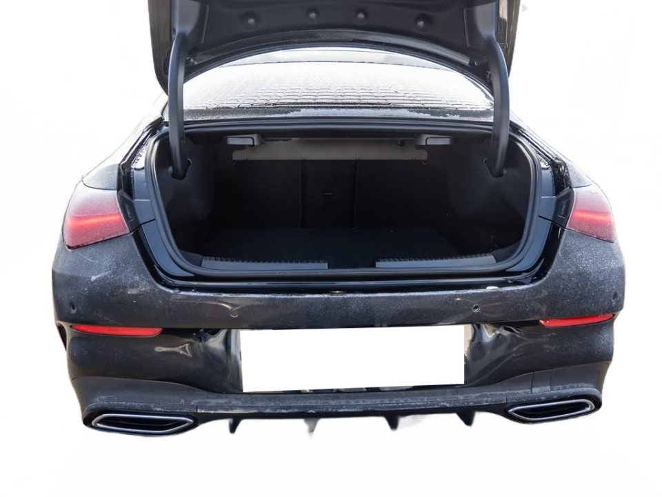 Mercedes-Benz CLA 250 4MATIC AMG Line - foto 19