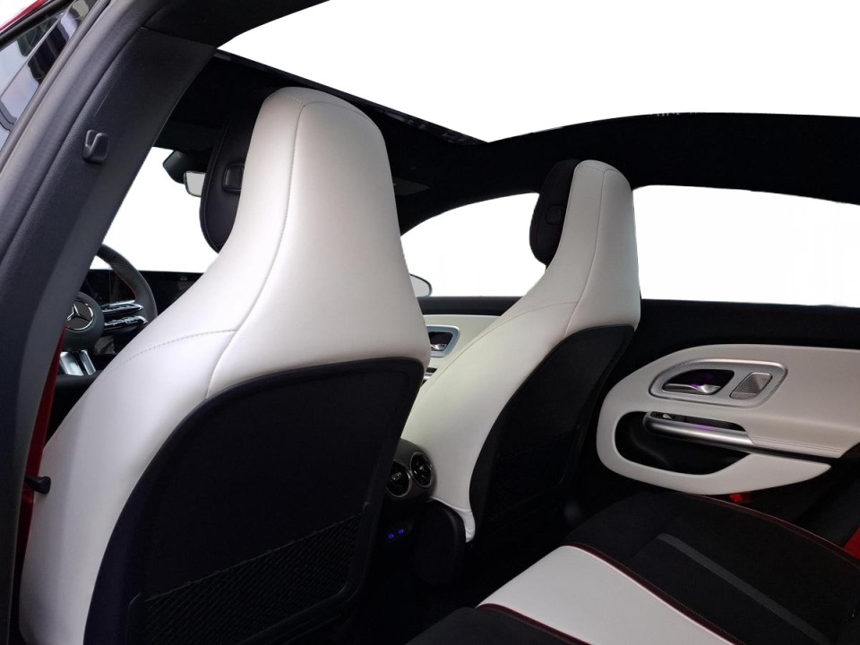 Mercedes-Benz CLA 250+ EQ AMG Line - foto 10