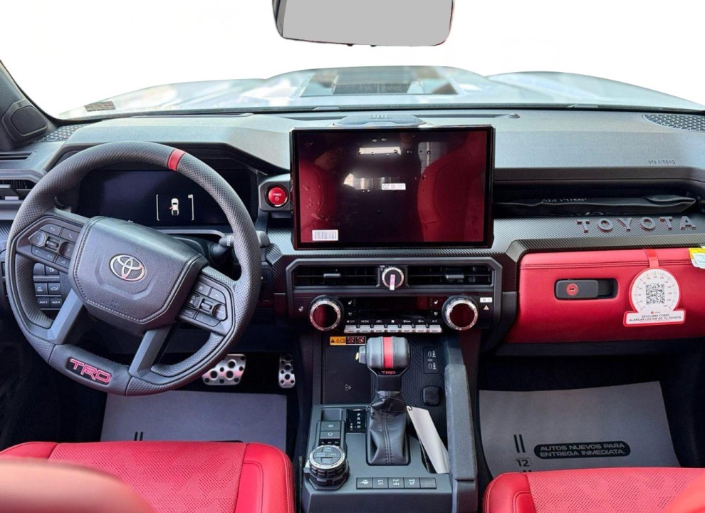 Toyota Tacoma TRD PRO (5)