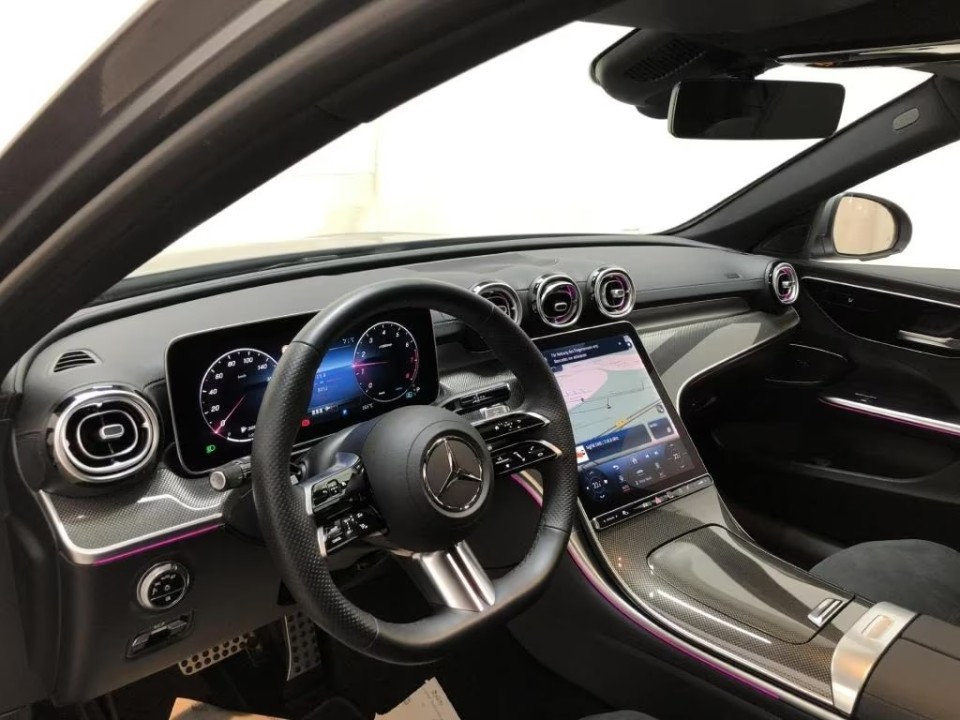 Mercedes-Benz C 200 4MATIC AMG Line - foto 8