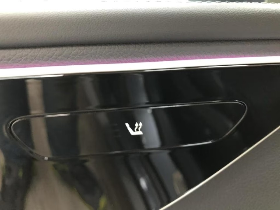 Mercedes-Benz C 200 4MATIC AMG Line - foto 18