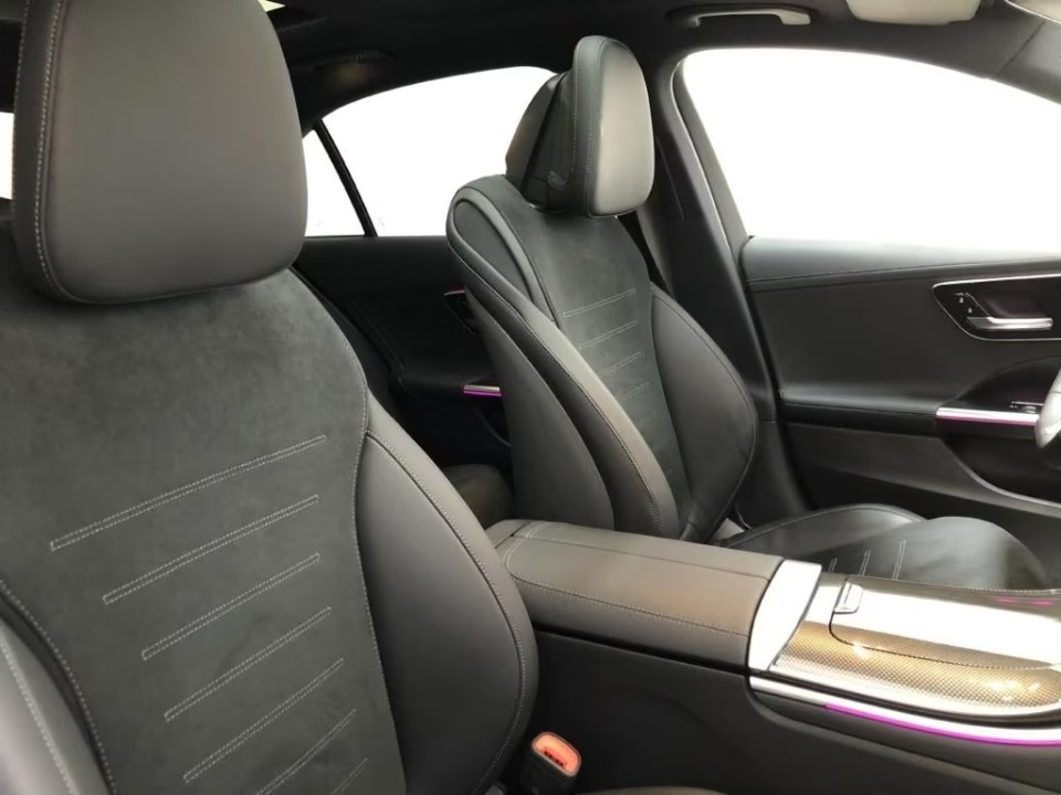 Mercedes-Benz C 200 4MATIC AMG Line - foto 11