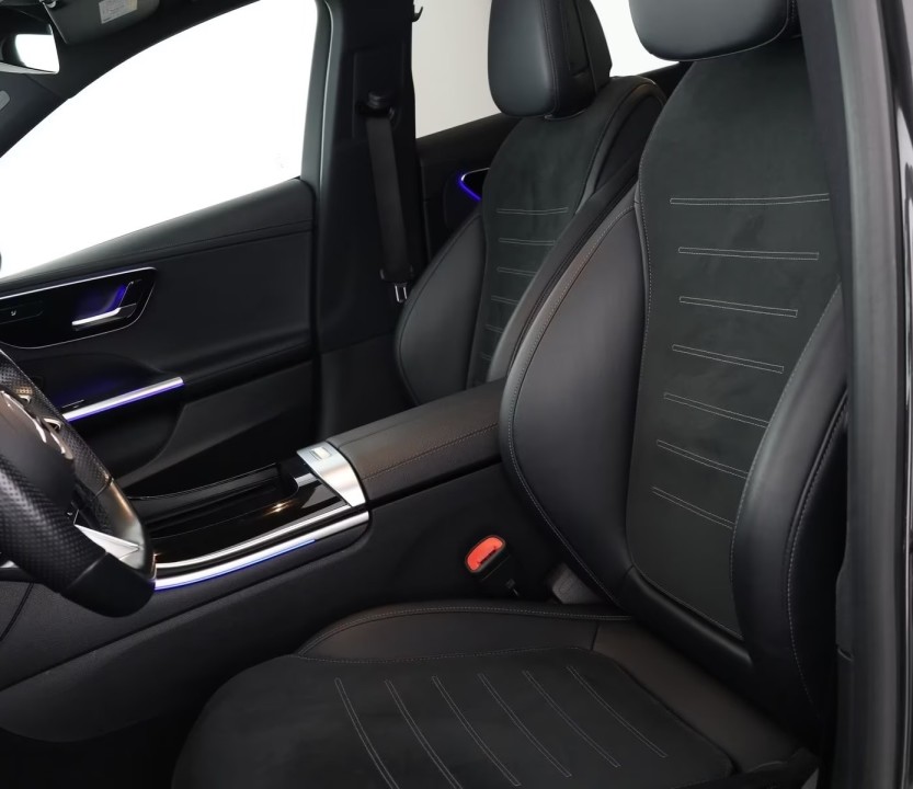 Mercedes-Benz C 200 4MATIC AMG Line - foto 19