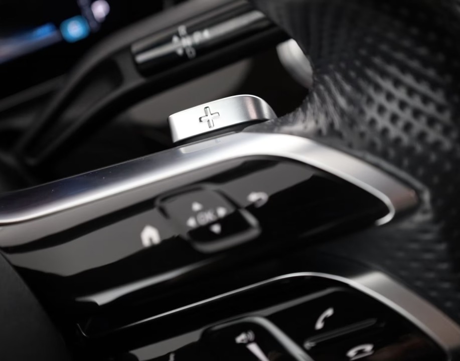 Mercedes-Benz C 200 4MATIC AMG Line - foto 11