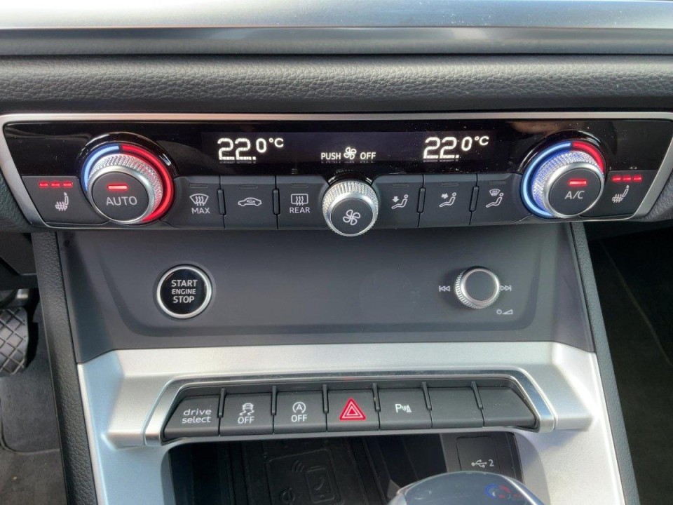 Audi Q3 S-Line - foto 11