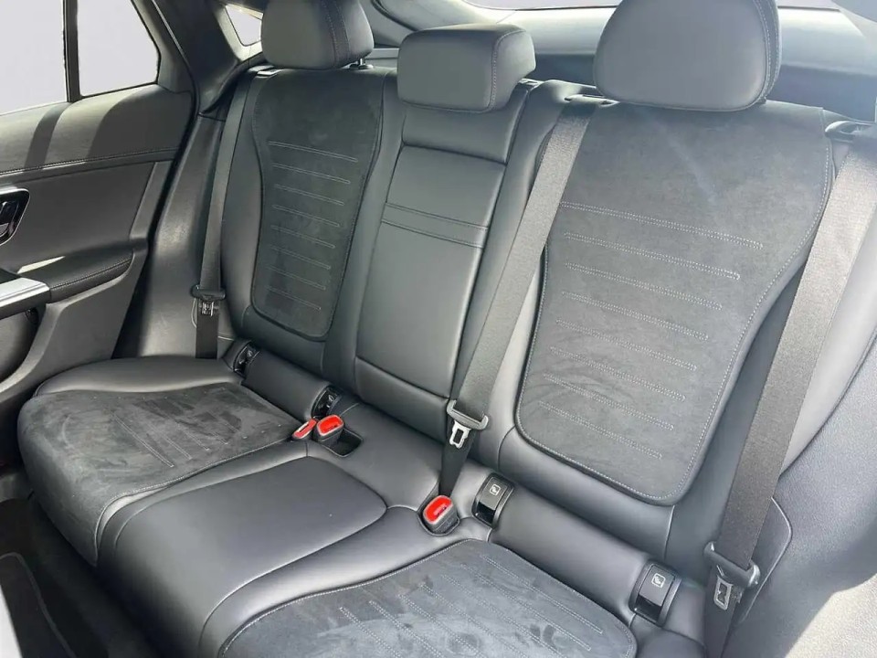 Mercedes-Benz GLC Coupé Mercedes-Benz GLC Coupe 300e 4MATIC AMG Line - foto 10