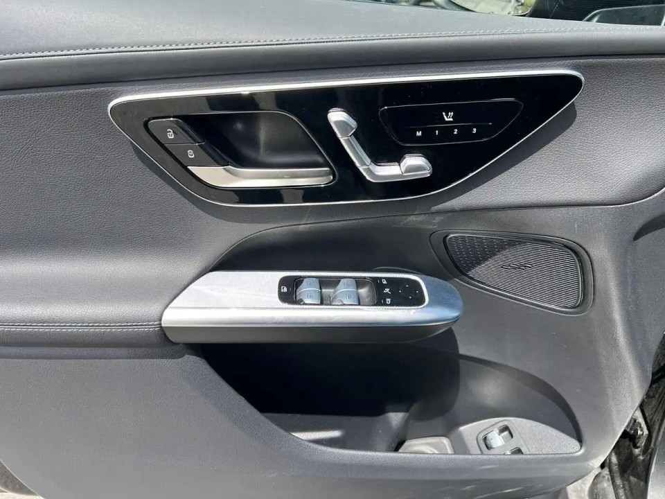 Mercedes-Benz GLC Coupé Mercedes-Benz GLC Coupe 300e 4MATIC AMG Line - foto 15